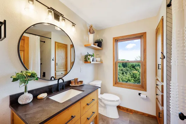 $1,785,000 | 8542 Bakken Road, Mount Horeb, WI 53572