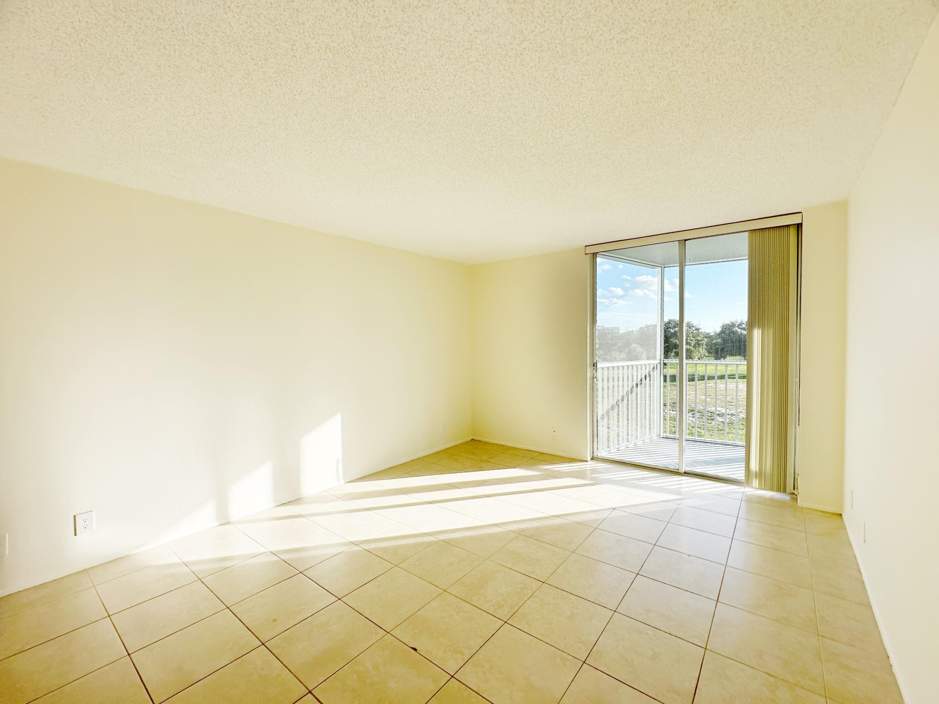 5301 Northwest 2nd Avenue, Unit 401 Boca Raton, FL 33487 - Photo 18 of 34 IMG_5410