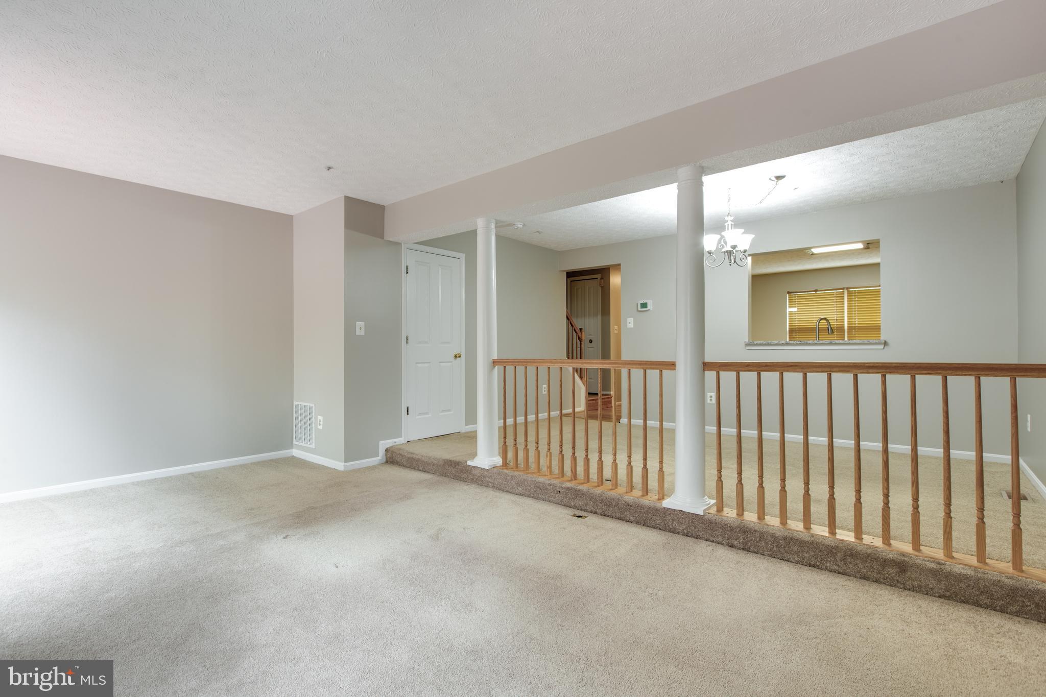 9326 Ridings Way Laurel, MD 20723 - Photo 11 of 35 Living room