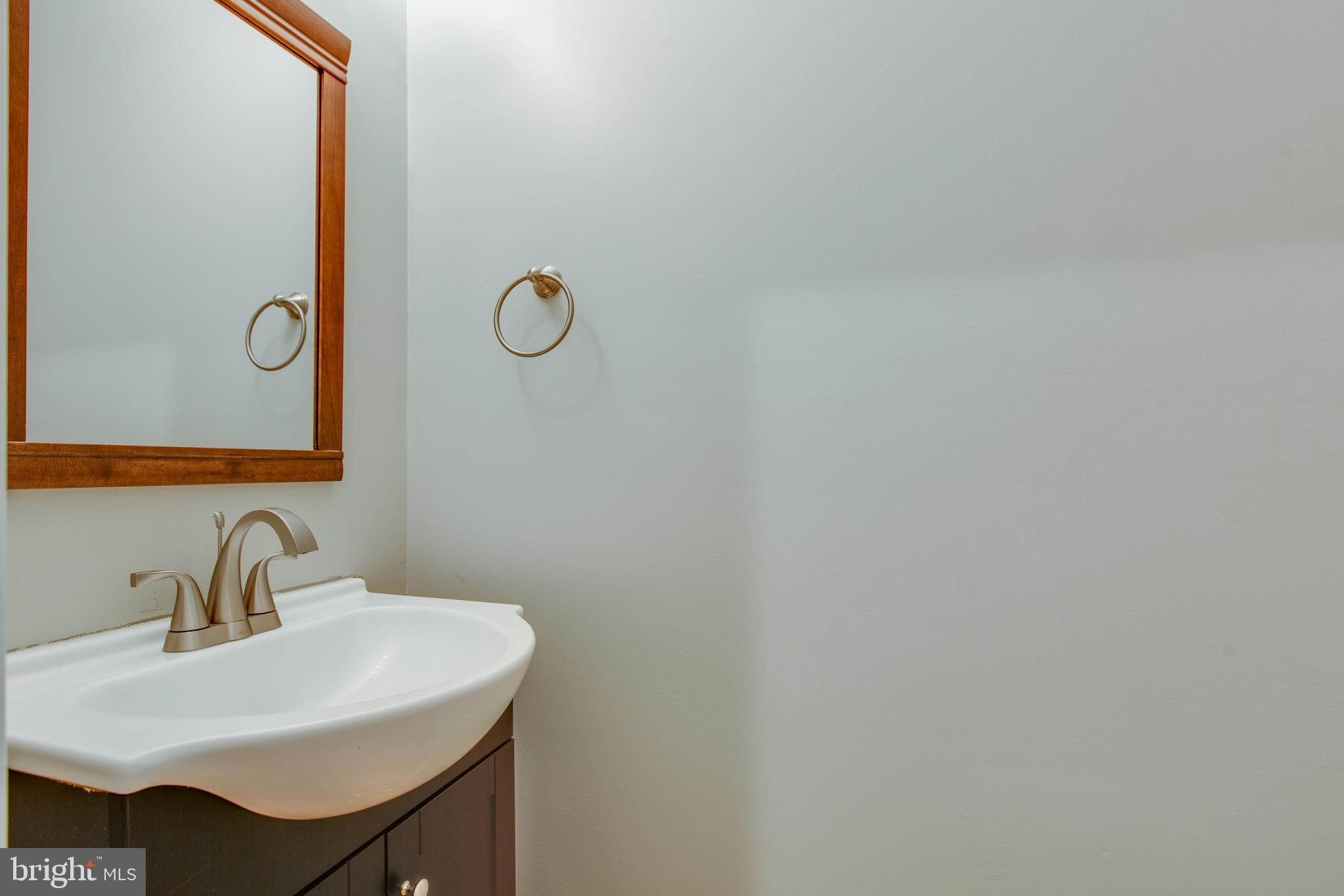 9326 Ridings Way Laurel, MD 20723 - Photo 13 of 35 Powder room