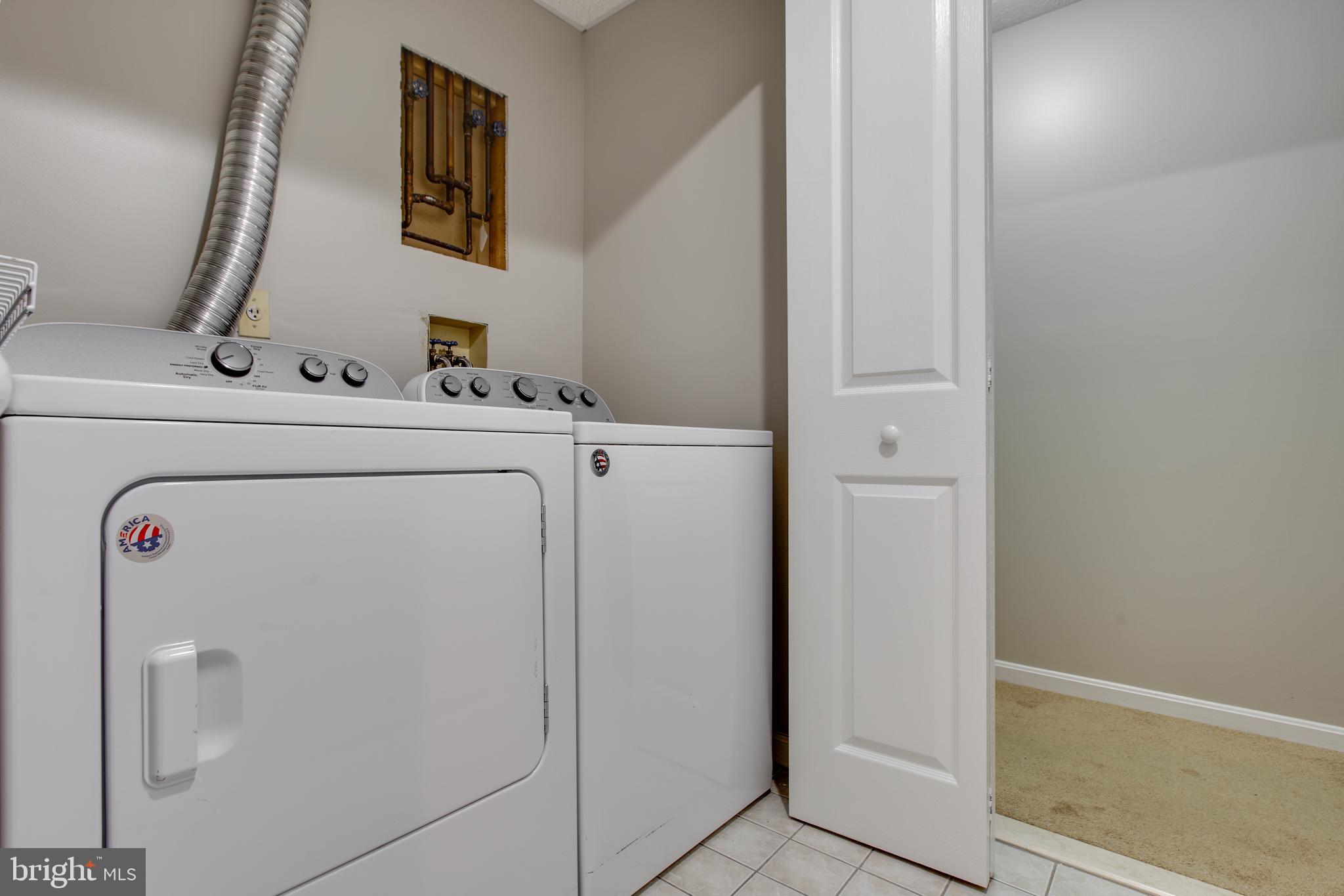 9326 Ridings Way Laurel, MD 20723 - Photo 28 of 35 LL Laundry