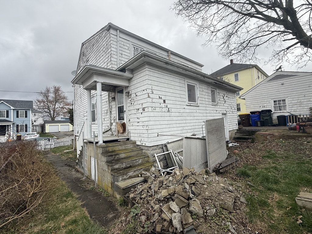 49 Downing Street Fall River, MA 02723 - Photo 6 of 29