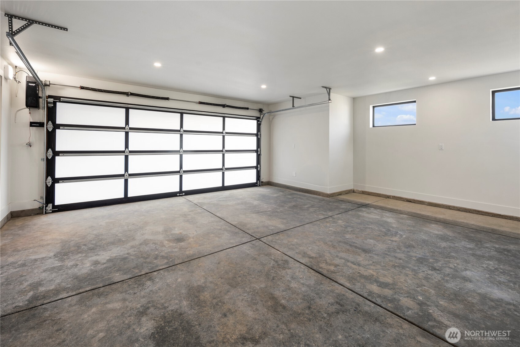 5301 North Commercial Street Ruston, WA 98407 - Photo 36 of 40 a view of a room with a large window
