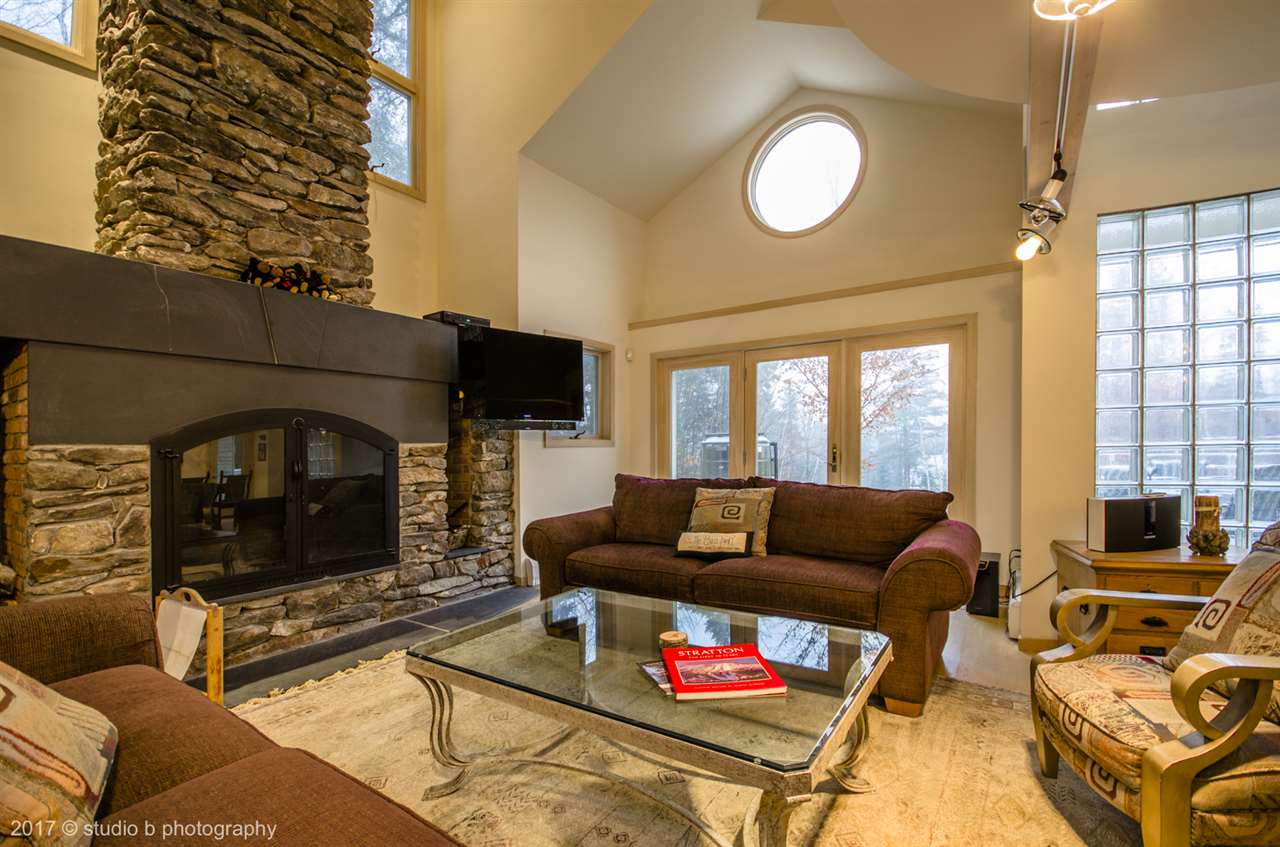 129 High Meadow Road Winhall, VT 05340 - Photo 4 of 15