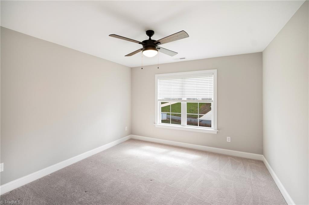 389 Windsor Avenue Lexington, NC 27295 - Photo 11 of 18
