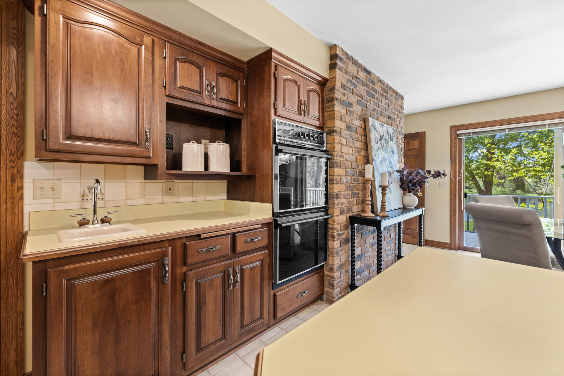 1041 Horns Corners Road Cedarburg, WI 53012 - Photo 38 of 53 Kitchen