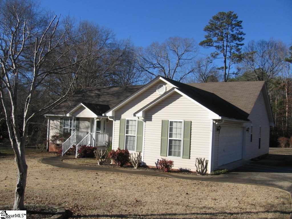 116 Briarcliff Road Central, SC 29630 - Photo 2 of 34 Gallery Image 2
