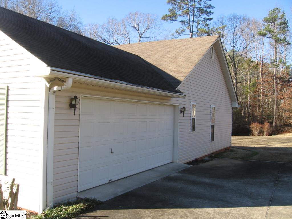 116 Briarcliff Road Central, SC 29630 - Photo 3 of 34 Gallery Image 3