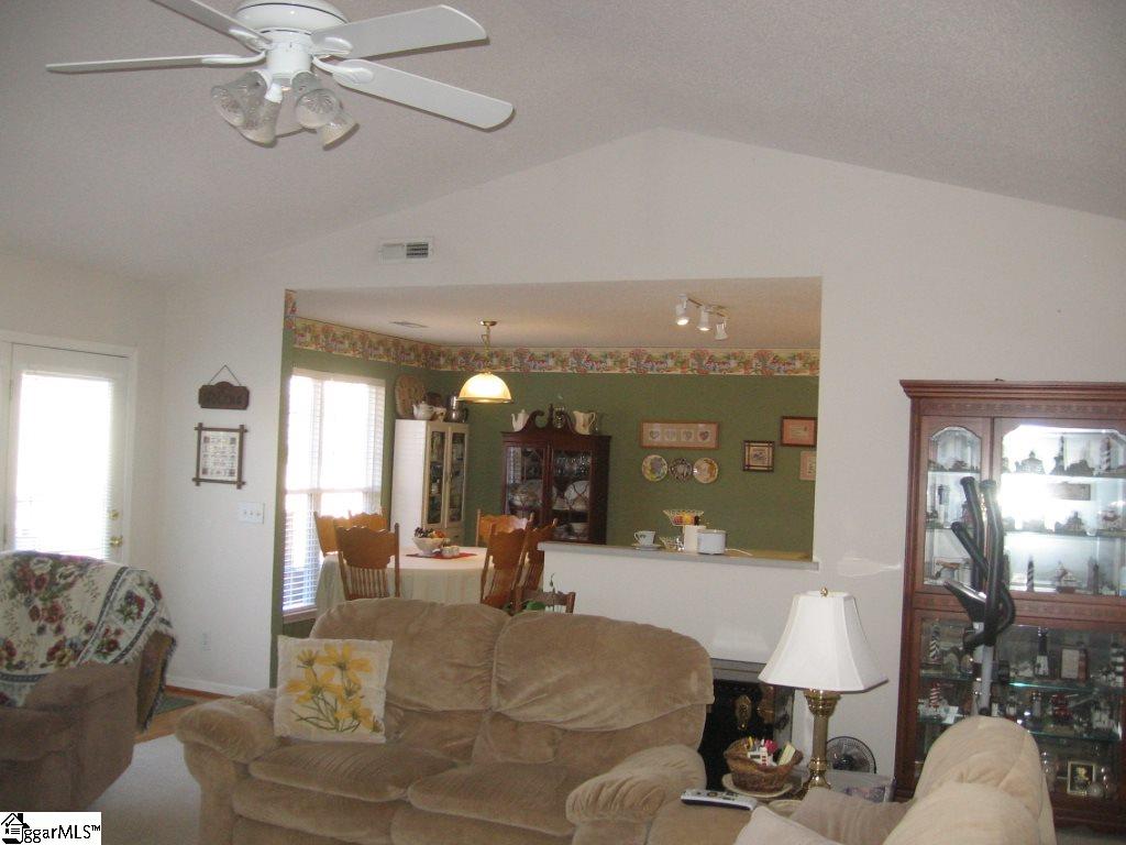 116 Briarcliff Road Central, SC 29630 - Photo 8 of 34 Gallery Image 8