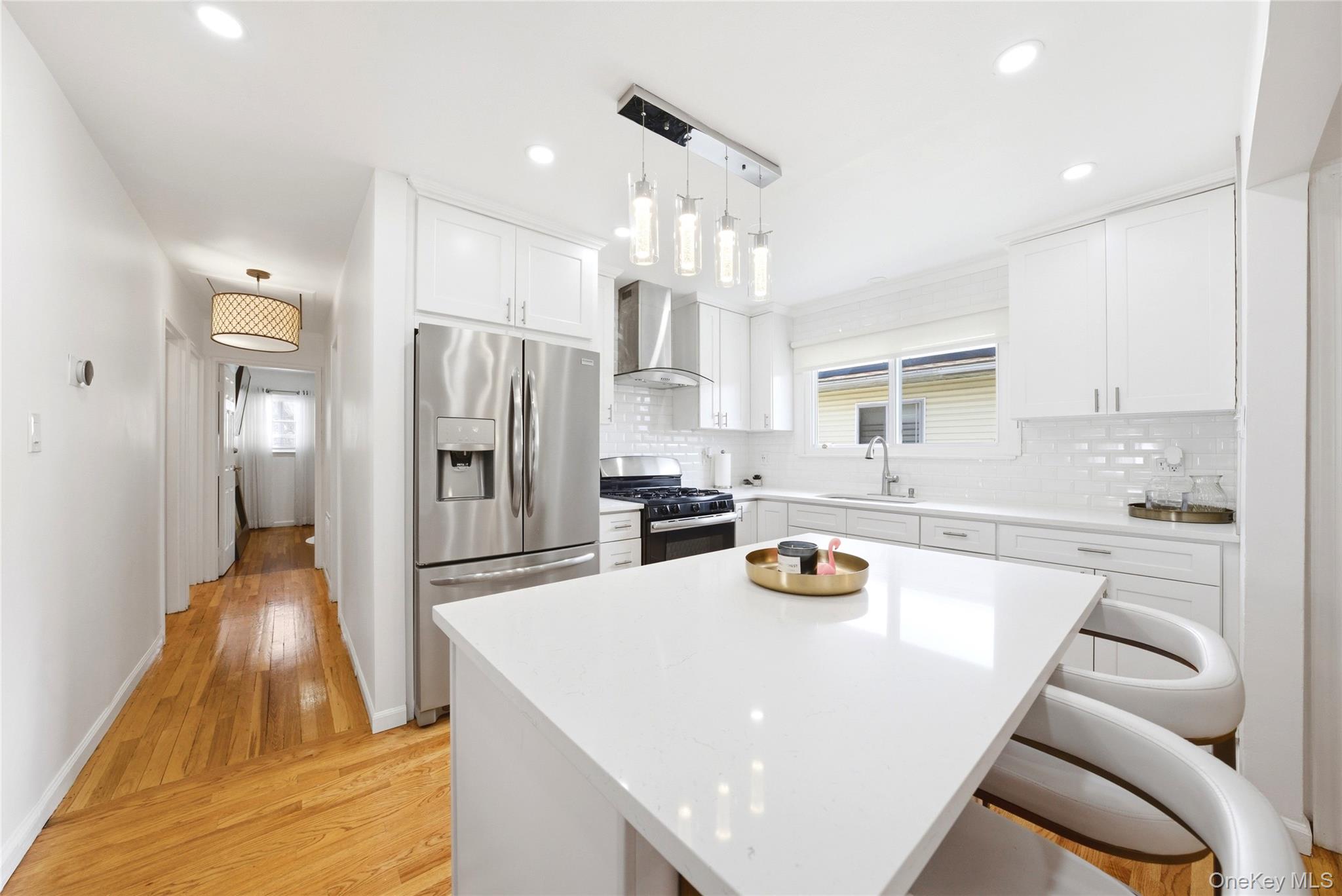 38 Sutton Street Hempstead, NY 11550 - Photo 10 of 24