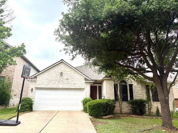 $2,450 | 207 Kettleman Lane North, Austin, TX 78717