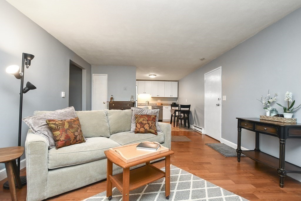 10 Walker Road, Unit 4 North Andover, MA 01845 - Photo 9 of 16 Gallery Image 9