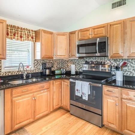 31 McDevitt Road Randolph, MA 02368 - Photo 10 of 37 Gallery Image 10