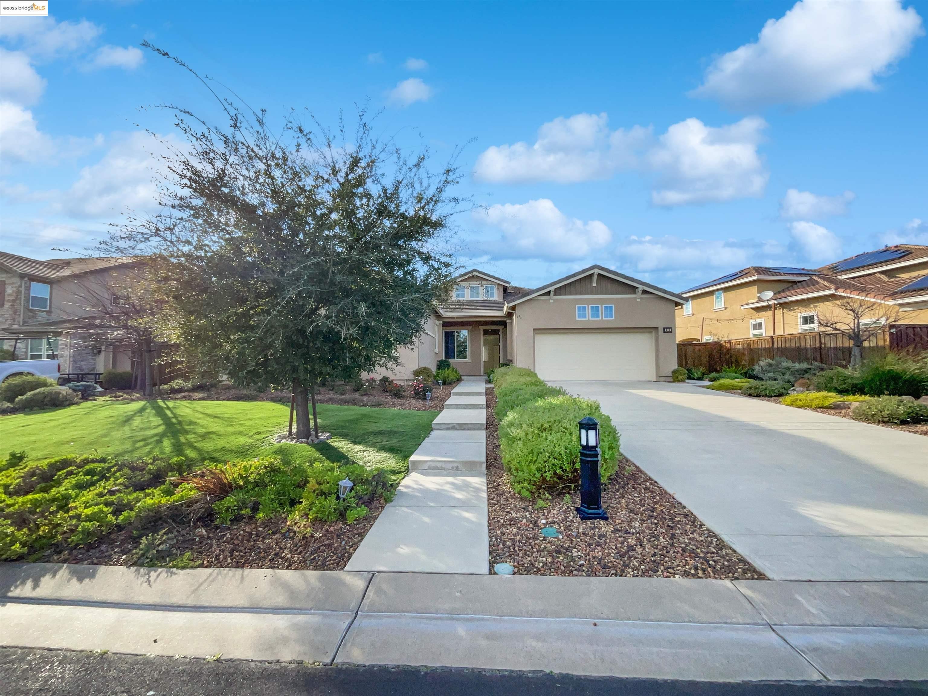 618 Elderberry Loop Vacaville, CA 95688 - Photo 1 of 1 Gallery Image 1