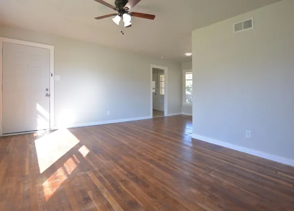 $1,275 | 4014 44th Street, Lubbock, TX 79413