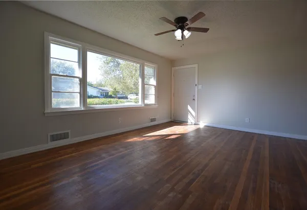 $1,275 | 4014 44th Street, Lubbock, TX 79413