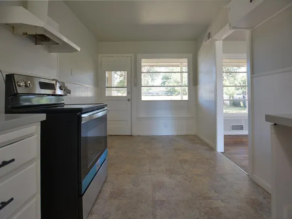$1,275 | 4014 44th Street, Lubbock, TX 79413
