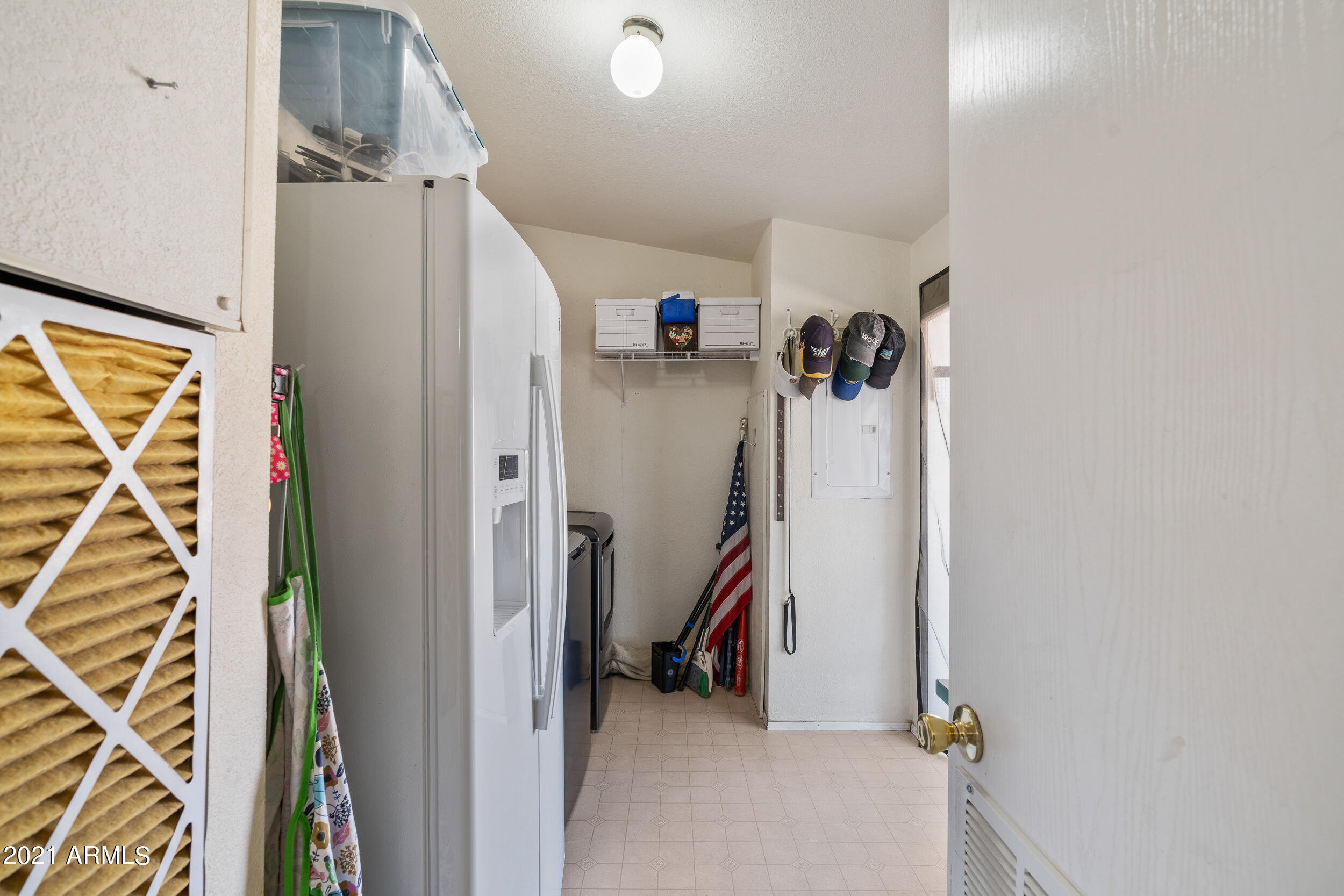 2661 South Acacia Road Apache Junction, AZ 85119 - Photo 11 of 19 2661 Acacia (11 of 22)