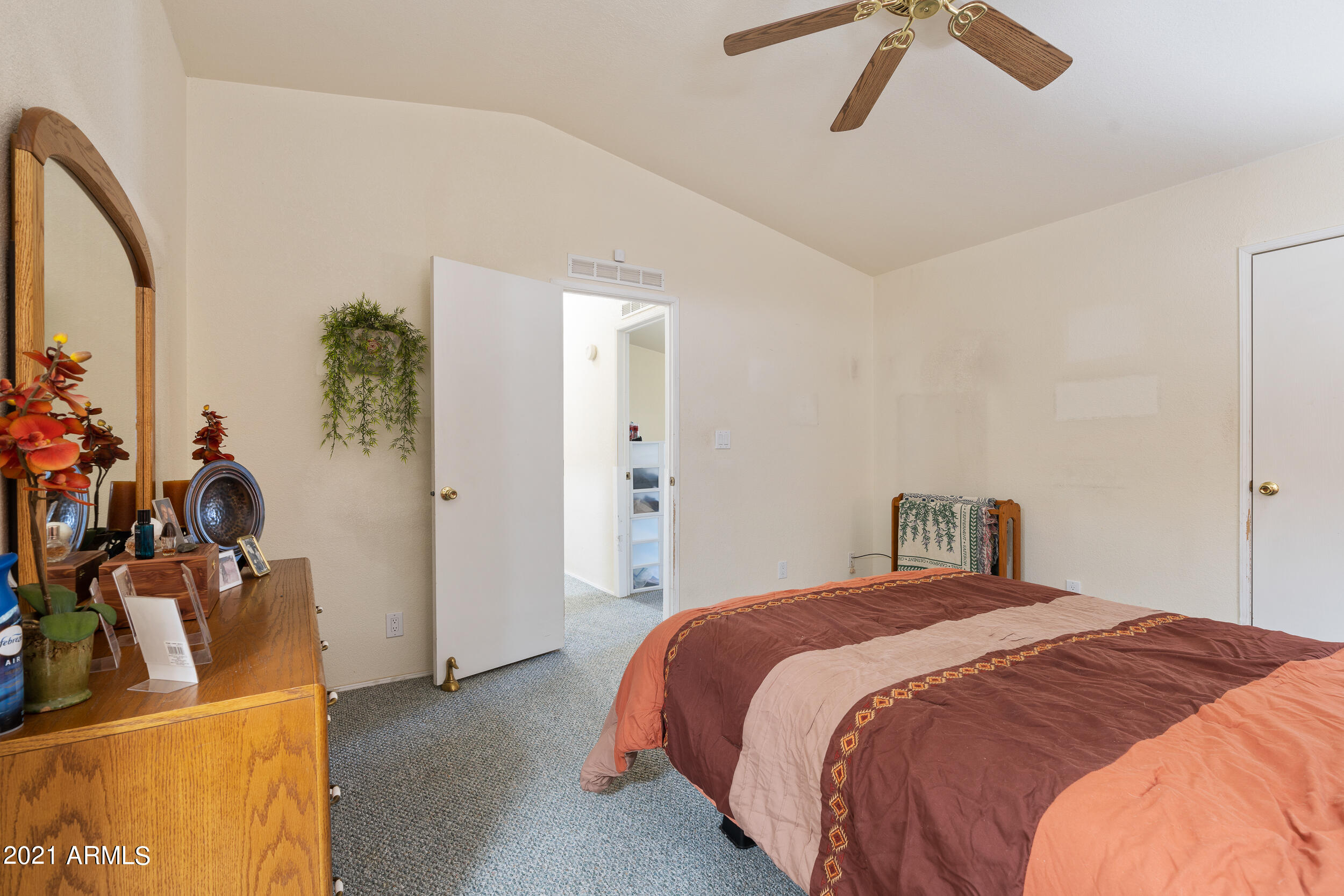 2661 South Acacia Road Apache Junction, AZ 85119 - Photo 13 of 19 2661 Acacia (13 of 22)