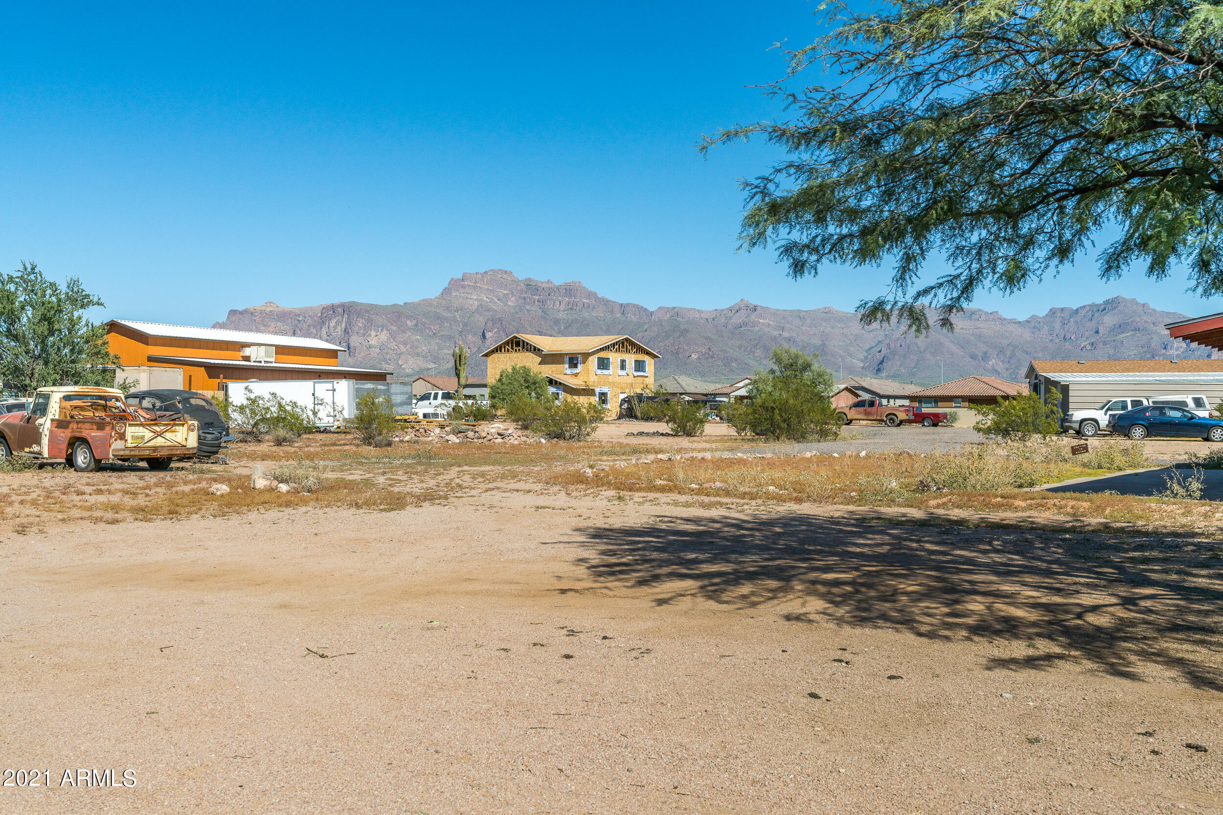 2661 South Acacia Road Apache Junction, AZ 85119 - Photo 2 of 19 2661 Acacia (20 of 22)