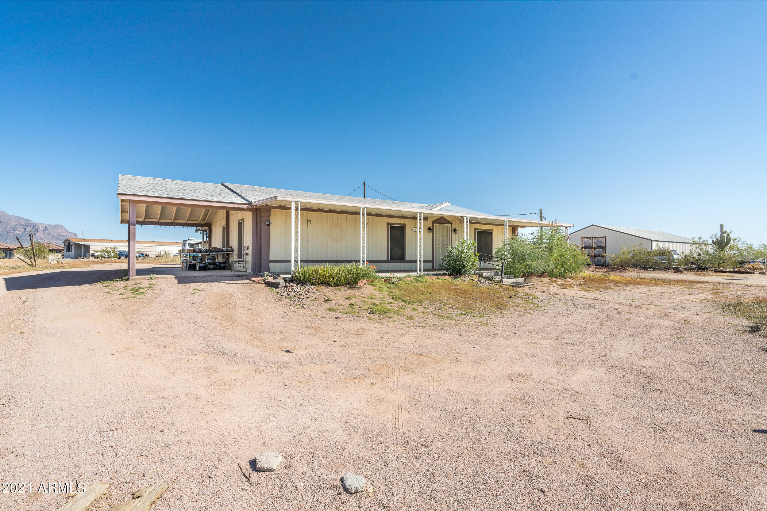 2661 South Acacia Road Apache Junction, AZ 85119 - Photo 7 of 19 2661 Acacia (3 of 22)