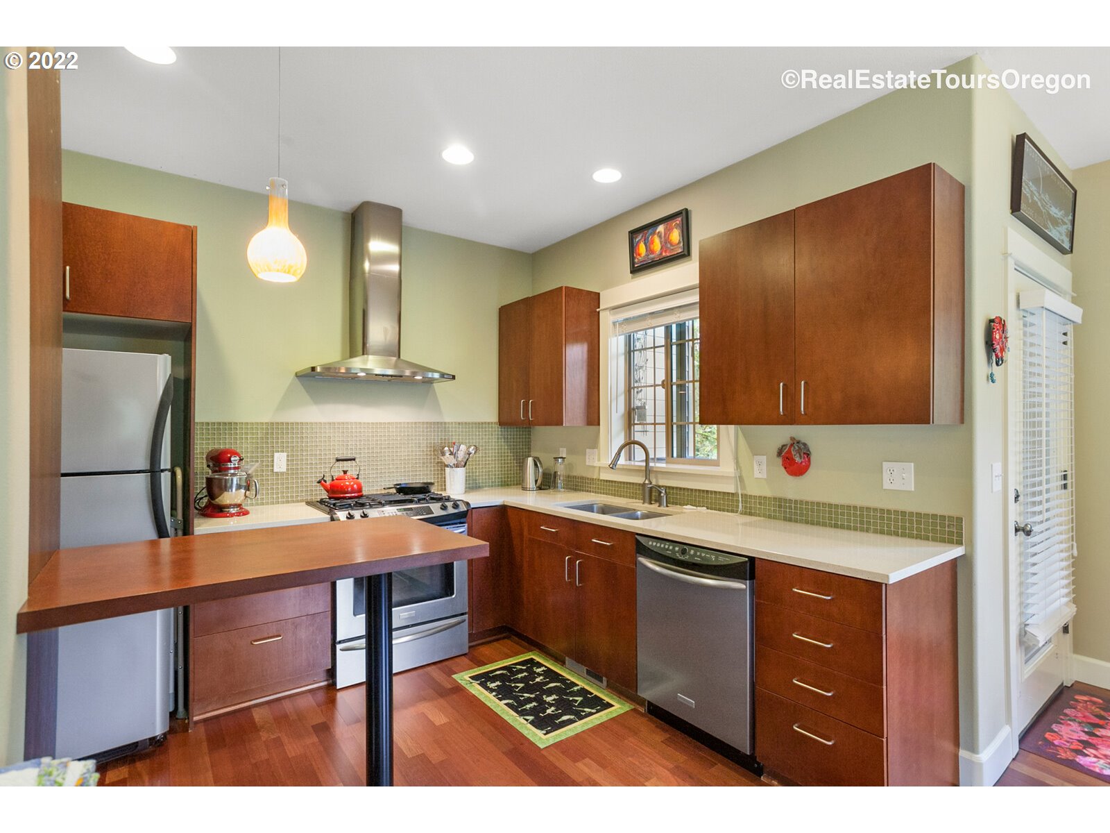 12822 Boones Ferry Road Lake Oswego, OR 97035 - Photo 12 of 32 Gallery Image 12