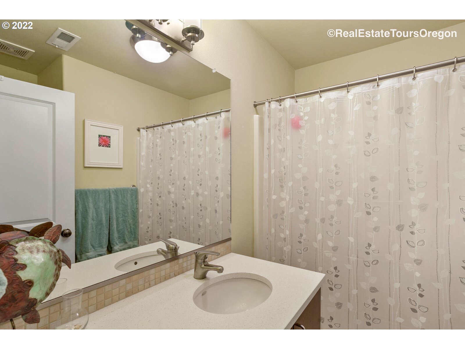 12822 Boones Ferry Road Lake Oswego, OR 97035 - Photo 26 of 32 Gallery Image 26