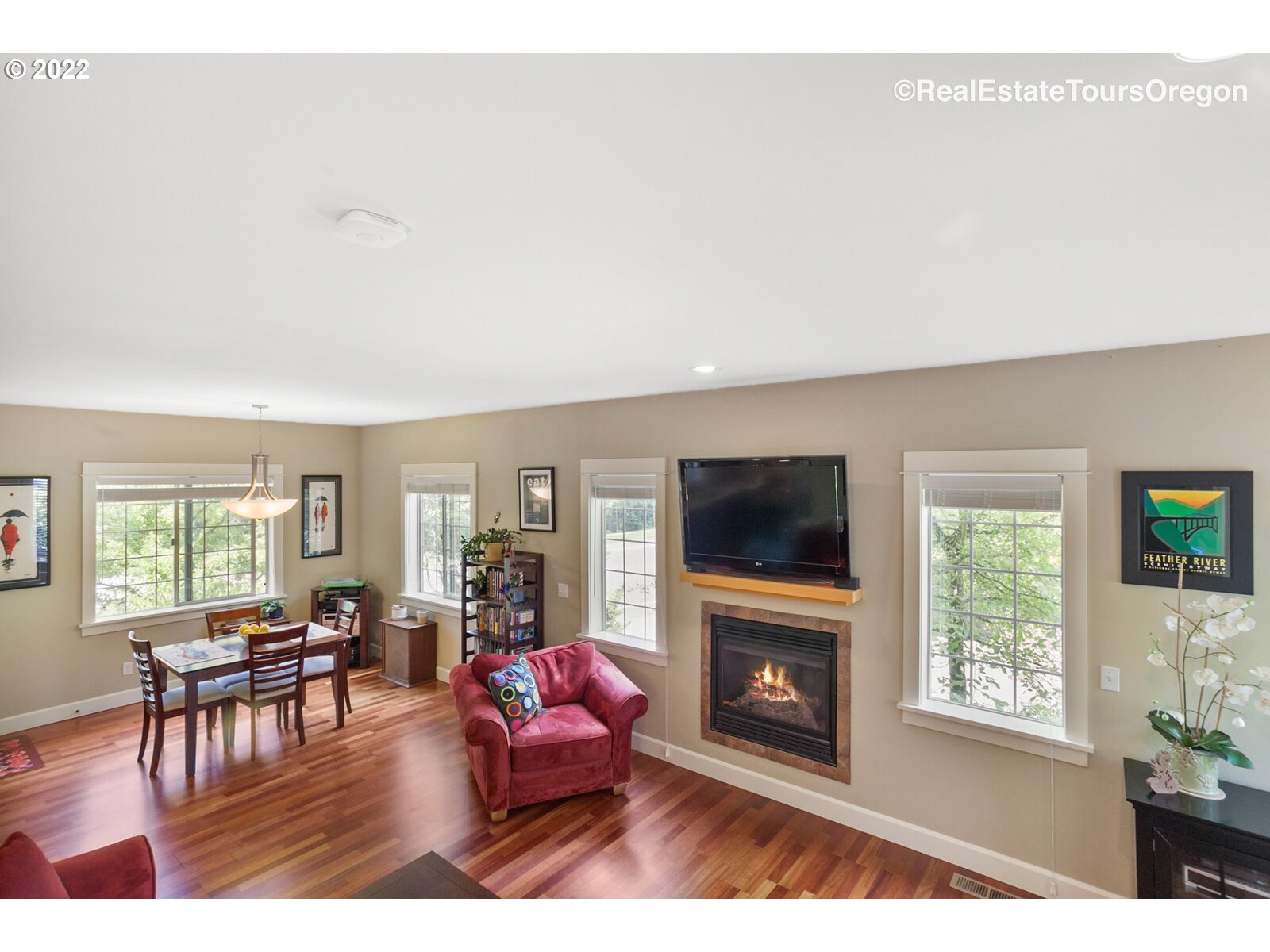 12822 Boones Ferry Road Lake Oswego, OR 97035 - Photo 5 of 32 Gallery Image 5