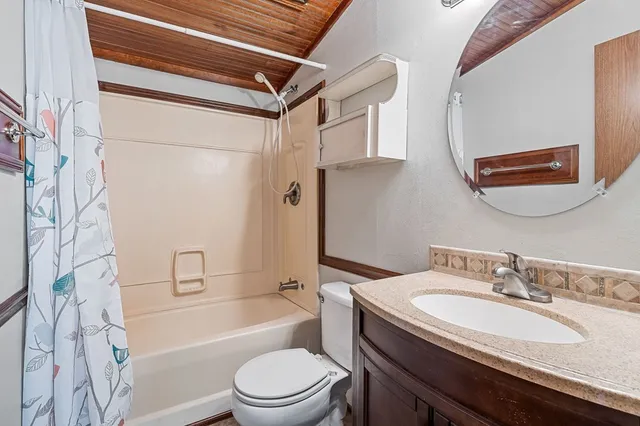 $199,900 | 370 Jay Hutchings Road, Sparta, TN 38583