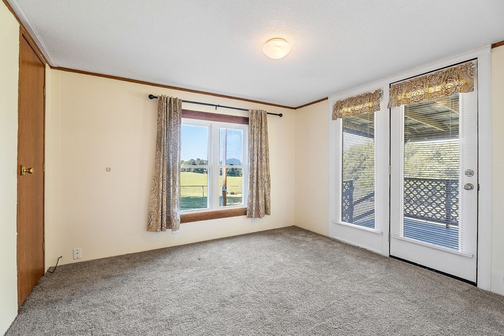 370 Jay Hutchings Road Sparta, TN 38583 - Photo 16 of 32