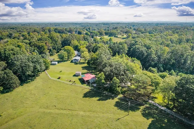 $199,900 | 370 Jay Hutchings Road, Sparta, TN 38583