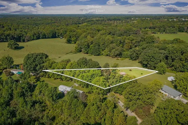 $199,900 | 370 Jay Hutchings Road, Sparta, TN 38583