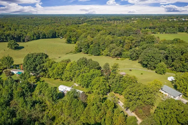 $199,900 | 370 Jay Hutchings Road, Sparta, TN 38583