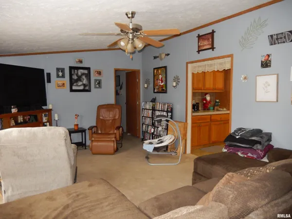 $110,000 | 201 North Pine Street, Good Hope, IL 61438