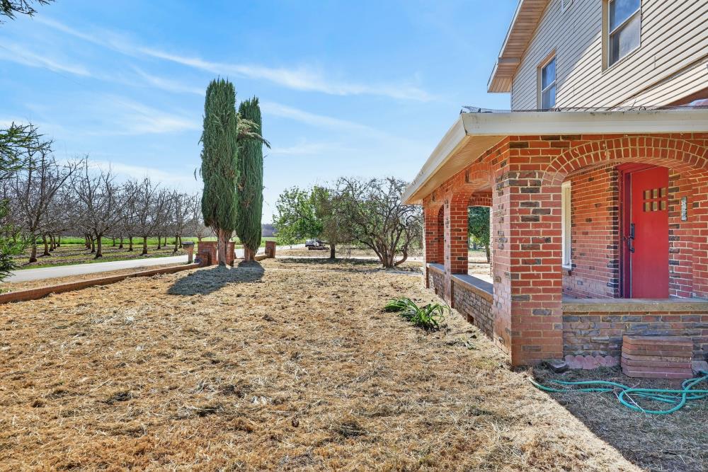 2036 Lewis Road Wheatland, CA 95692 - Photo 11 of 93