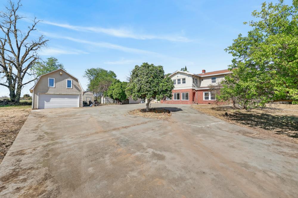 2036 Lewis Road Wheatland, CA 95692 - Photo 5 of 93