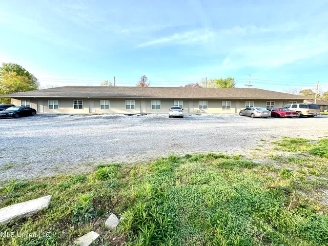 $1,385,000 | 4140 Highway 8, Cleveland, MS 38732