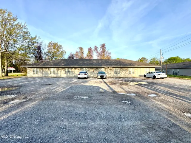 $1,385,000 | 4140 Highway 8, Cleveland, MS 38732