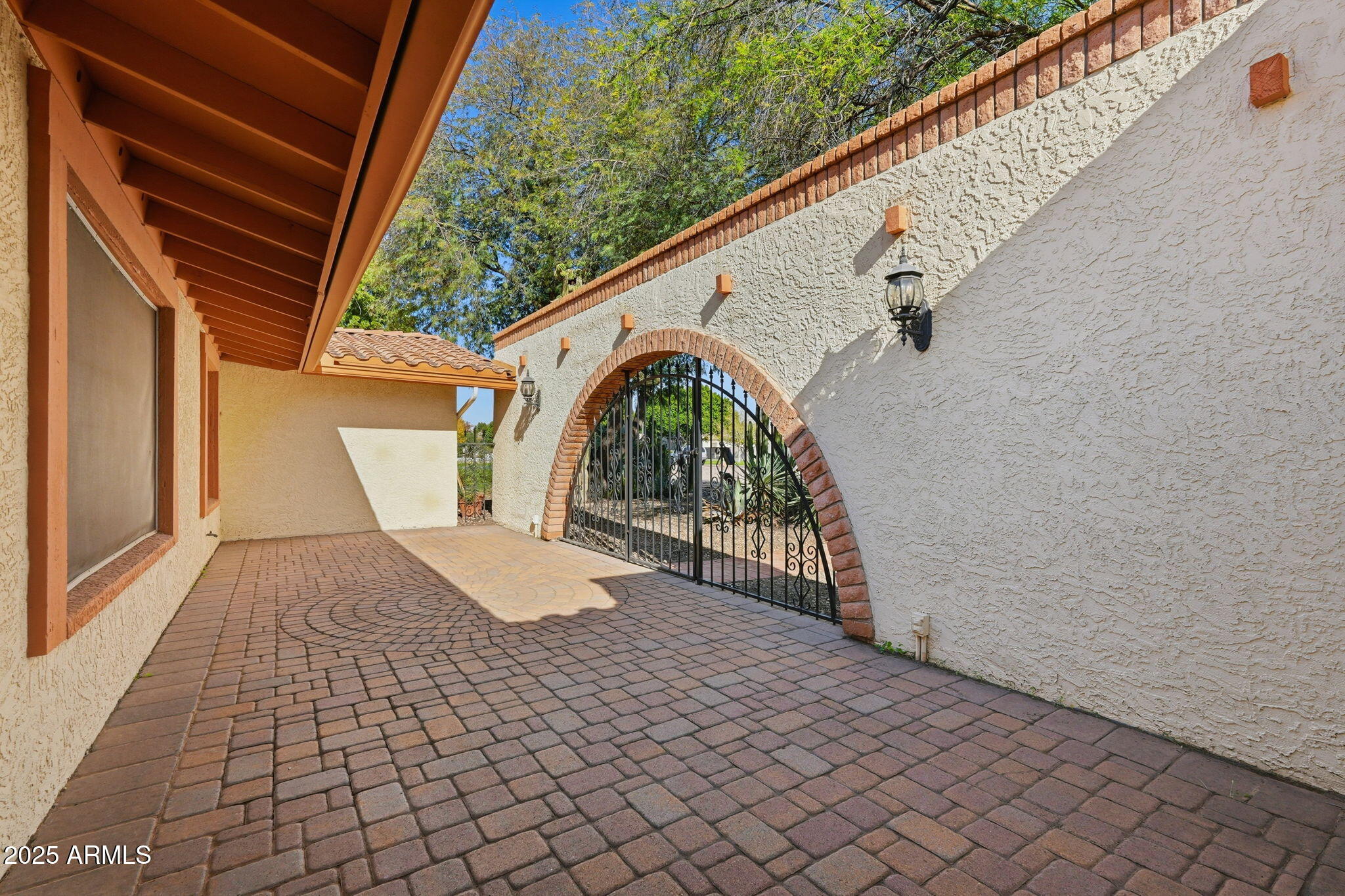 914 South 132nd Street Gilbert, AZ 85233 - Photo 12 of 55 a view of entryway with a front door