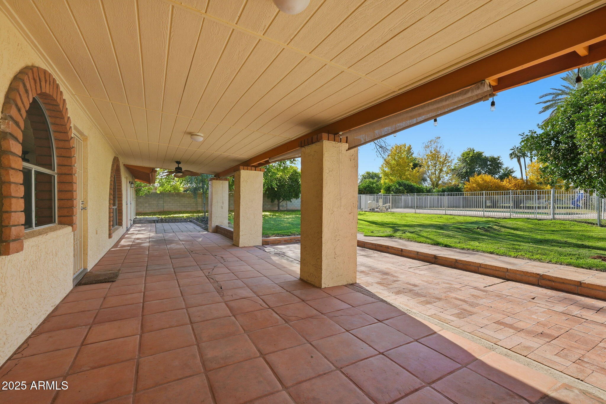 914 South 132nd Street Gilbert, AZ 85233 - Photo 34 of 55 a view of a patio with a yard
