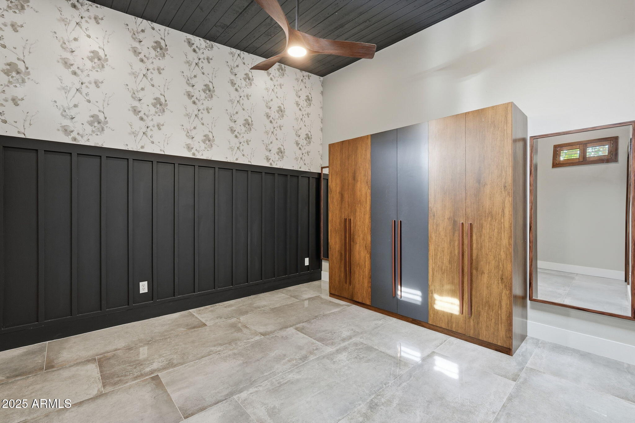 914 South 132nd Street Gilbert, AZ 85233 - Photo 44 of 55 a view of entryway