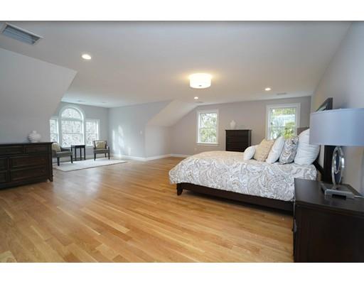 85 Maple Street Lexington, MA 02420 - Photo 13 of 21 Gallery Image 13