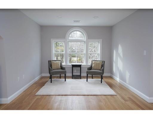85 Maple Street Lexington, MA 02420 - Photo 14 of 21 Gallery Image 14