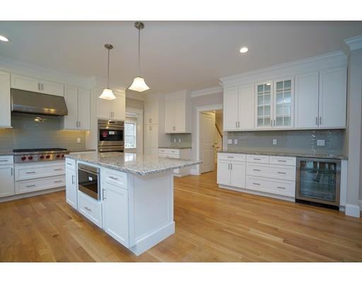 85 Maple Street Lexington, MA 02420 - Photo 4 of 21 Gallery Image 4