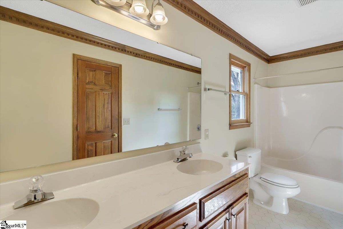 58 Oak Grove Lake Road Greenville, SC 29615 - Photo 17 of 35 Gallery Image 17