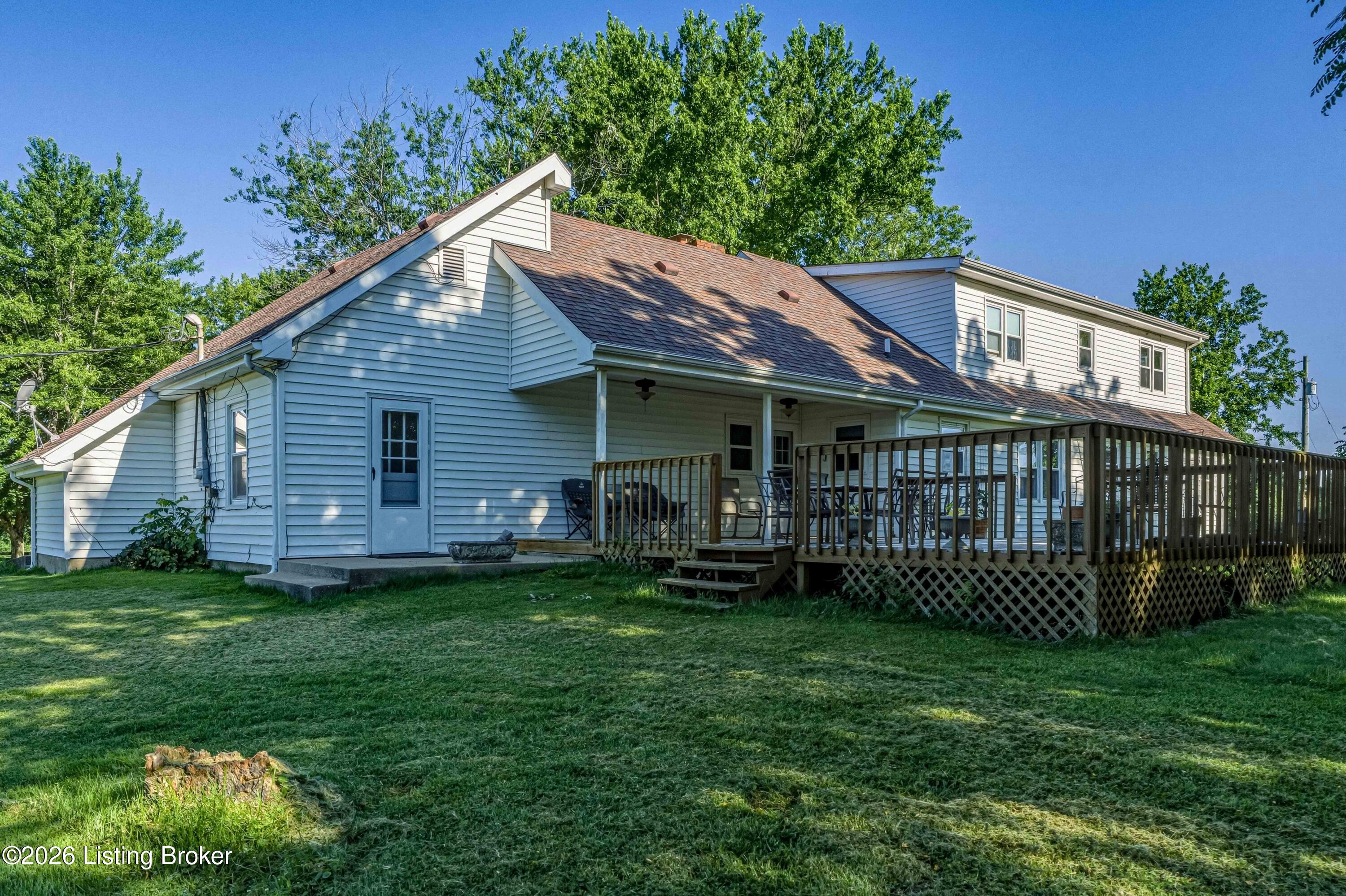 904 Waddy Road Waddy, KY 40076 - Photo 6 of 64 DSC00526