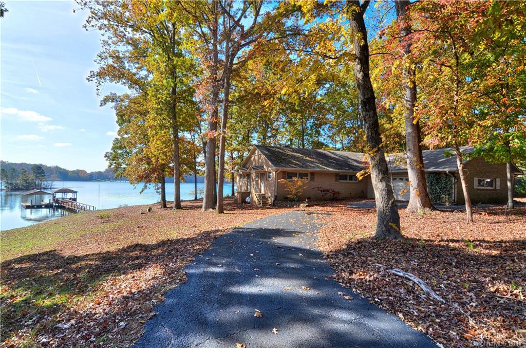 2685 Ranger Island Road Denver, NC 28037 - Photo 1 of 24 Gallery Image 1