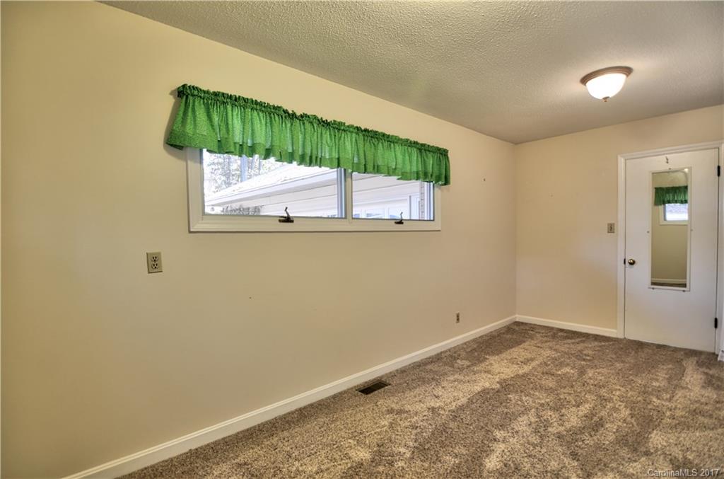 2685 Ranger Island Road Denver, NC 28037 - Photo 13 of 24 Gallery Image 13