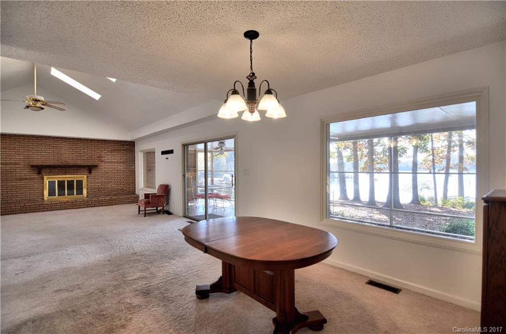 2685 Ranger Island Road Denver, NC 28037 - Photo 5 of 24 Gallery Image 5