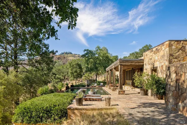 $19,800,000 | 232 North Fork Crystal Springs Road, St. Helena, CA 94574
